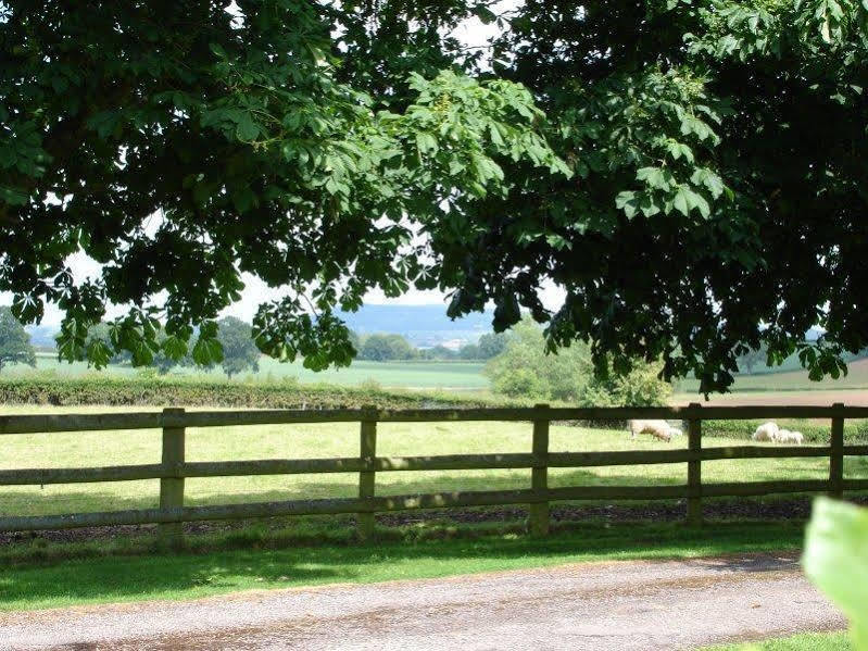 The Kilpeck Inn Eksteriør bilde
